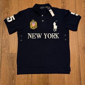 Ralph Lauren New York Polo

Size : S